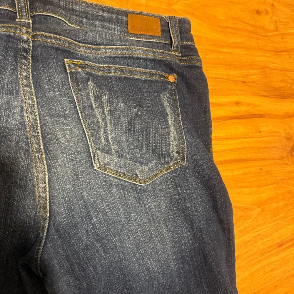 Judy Blue Women's Distressed Skinny Fit Blue Jeans size 13/31 - Picture 6 of 6